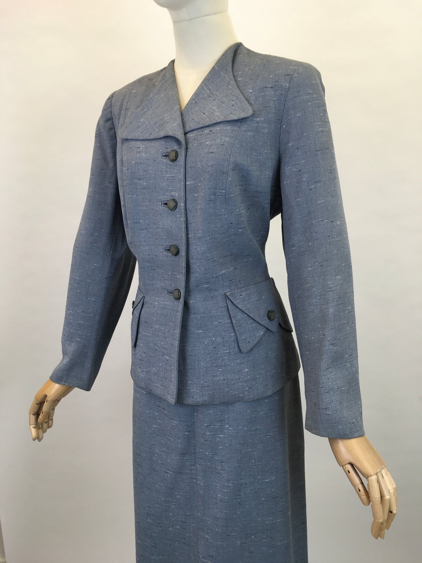 Original 1950s Atomic Fleck 2pc Suit - In a Lovely Powdered Blue