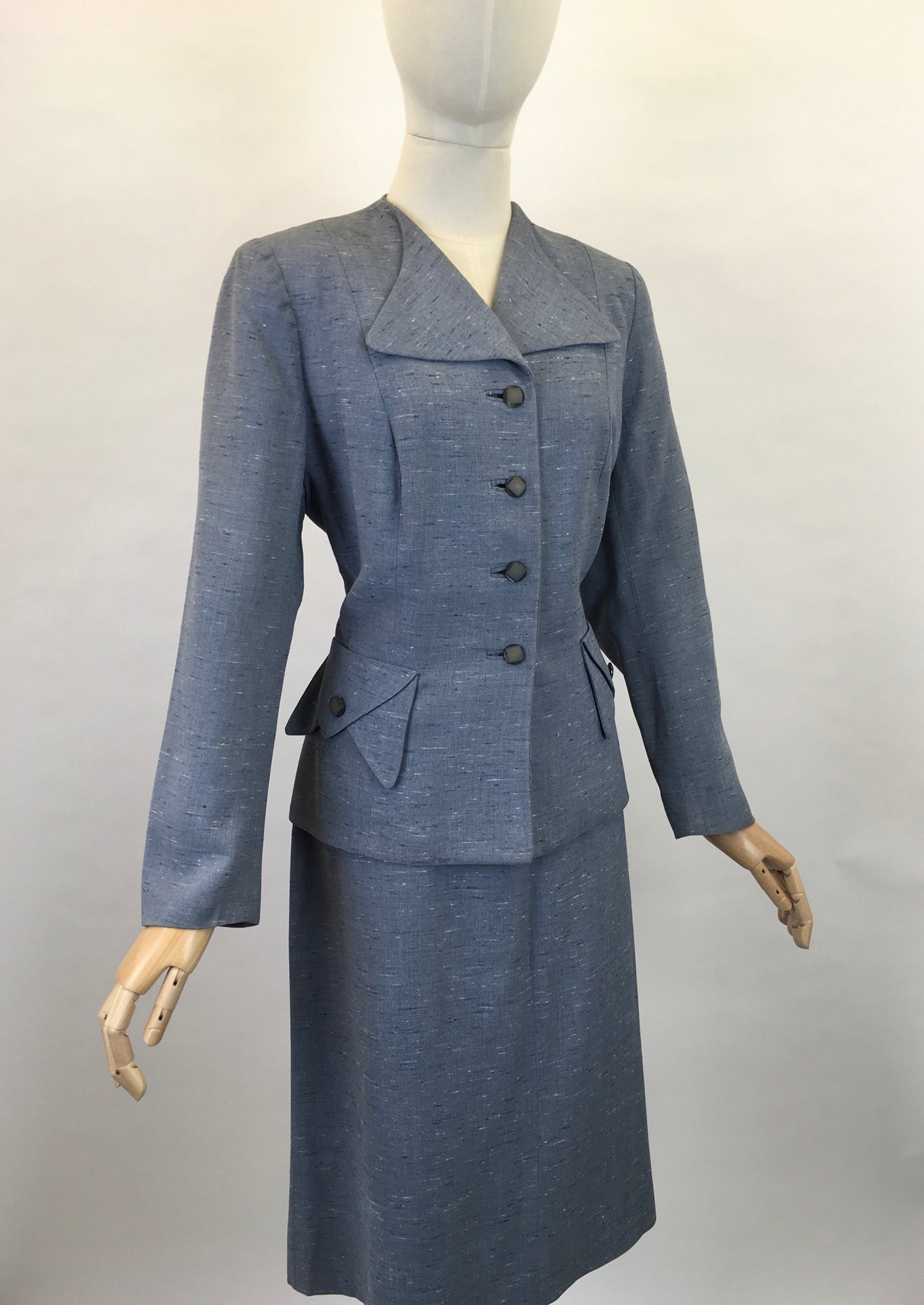 Original 1950s Atomic Fleck 2pc Suit - In a Lovely Powdered Blue