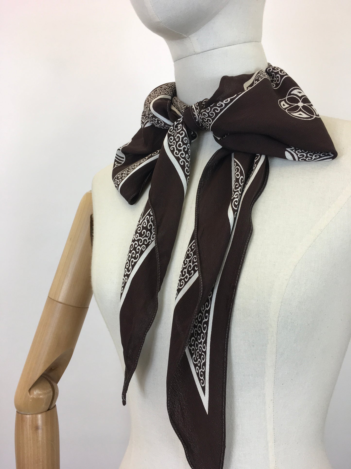 Original 1930's / 1940's Rayon Silk Deco Scarf - In A Chocolate Brown and Off White