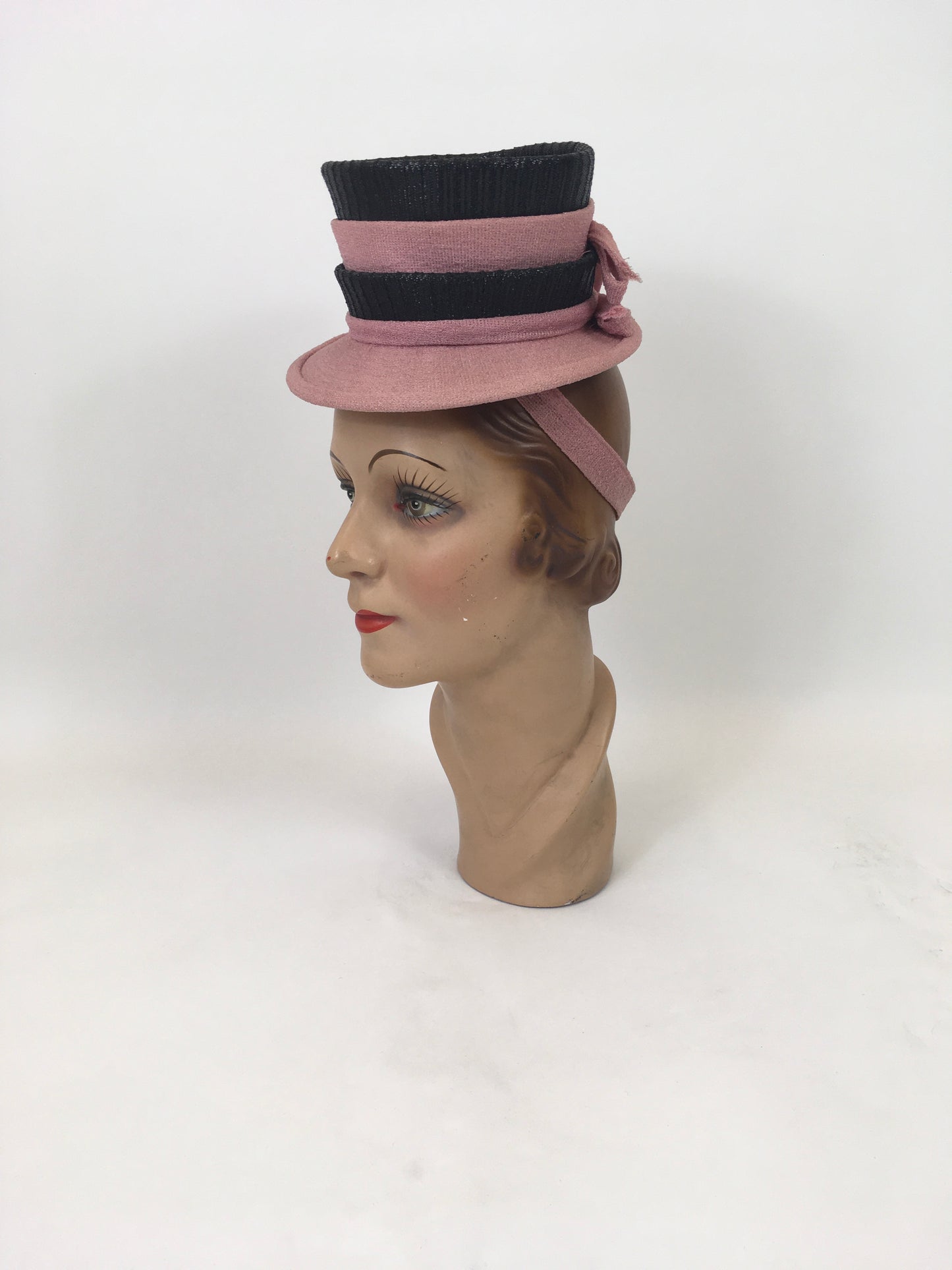 Original 1940's SENSATIONAL American Toy Topper Tilt Hat - In Black with Powered Rose