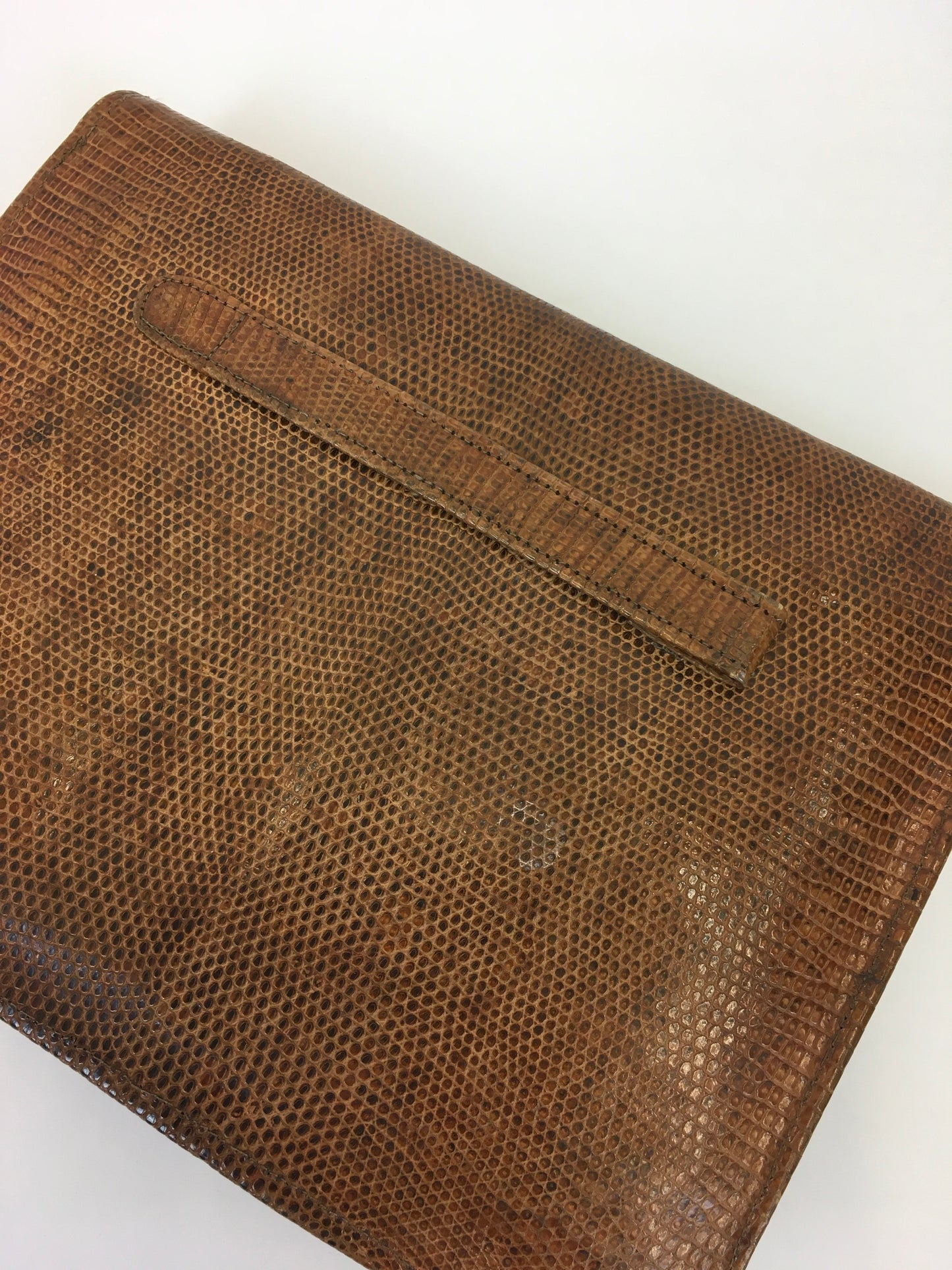 Original 1930’s Skin Envelope Clutch Handbag - With A Lovely Interior and Strong Clasp