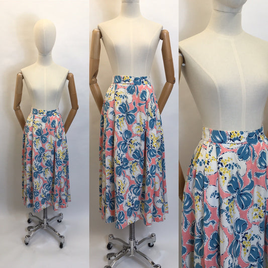 Original Early 1950s Cotton Circle Skirt - Featuring Beautiful Flowers & Ribbons Print