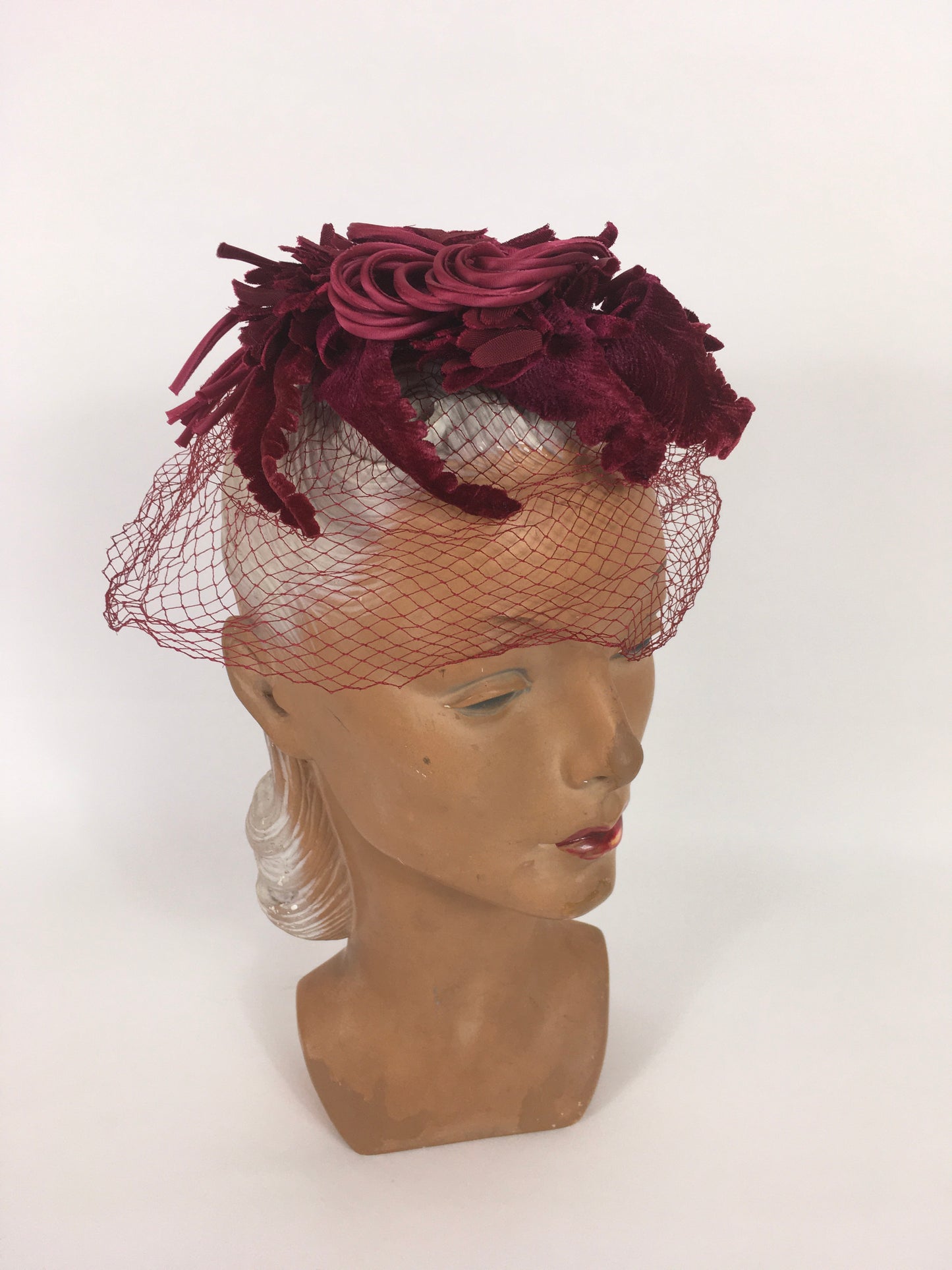 Original 1940s American Headpiece - In a Beautiful Deep Wine Colour