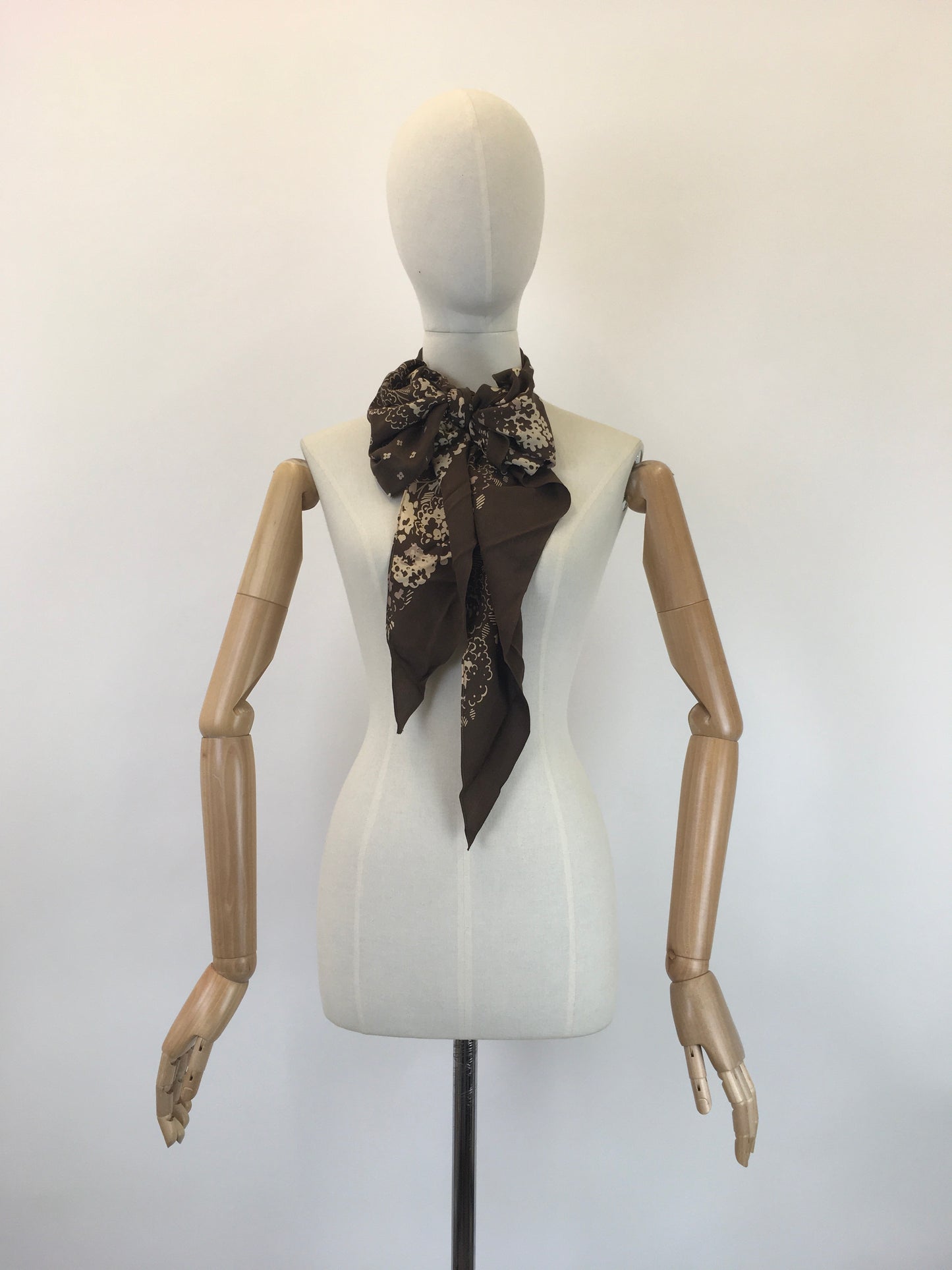 Original 1930’s Stunning Deco Pointed Scarf - In Floral Autumnal Brown & Beige Hues