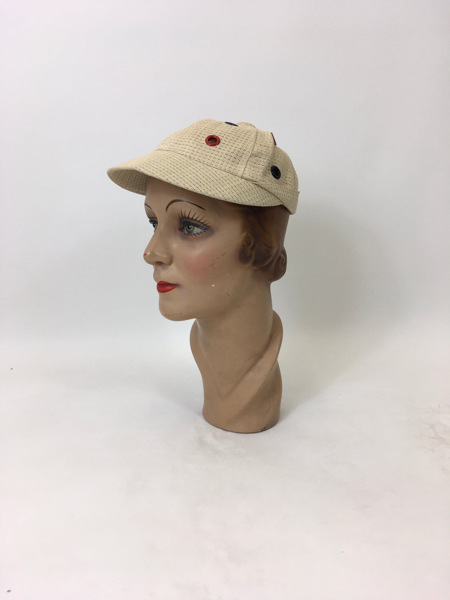 Vintage 1930's Stunning Sports Cap - In A Cream Mesh Fabric With Metal Eyelets in Blue & Red