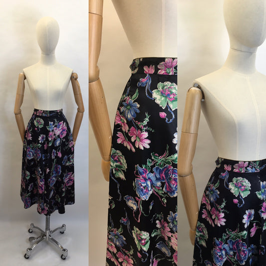 Original late 1940's Floral Silk Skirt - Lovely Dancing Skirt with lots of Movement