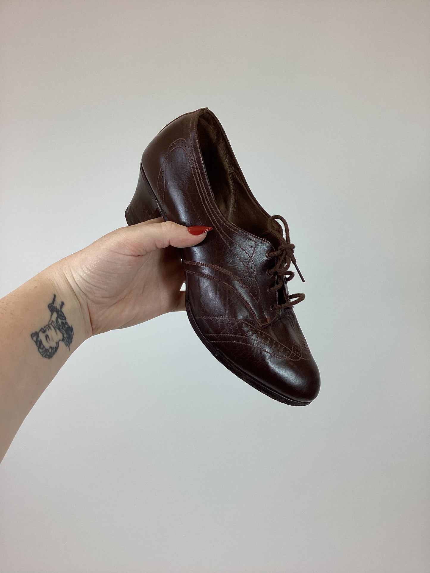 Original 1940s Fabulous Lace Up Brogues - In Chocolate Brown