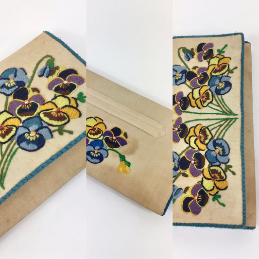 Original 1930’s Exquisite Embroidered Linen Clutch Handbag - With Stunning Details & Colour Pallet